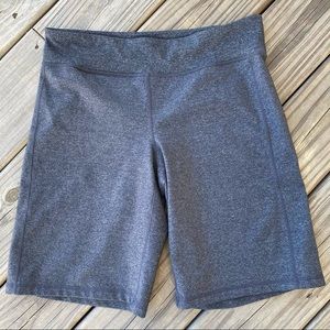 Athleta - Kickbooty Bermuda Shorts heathered gray